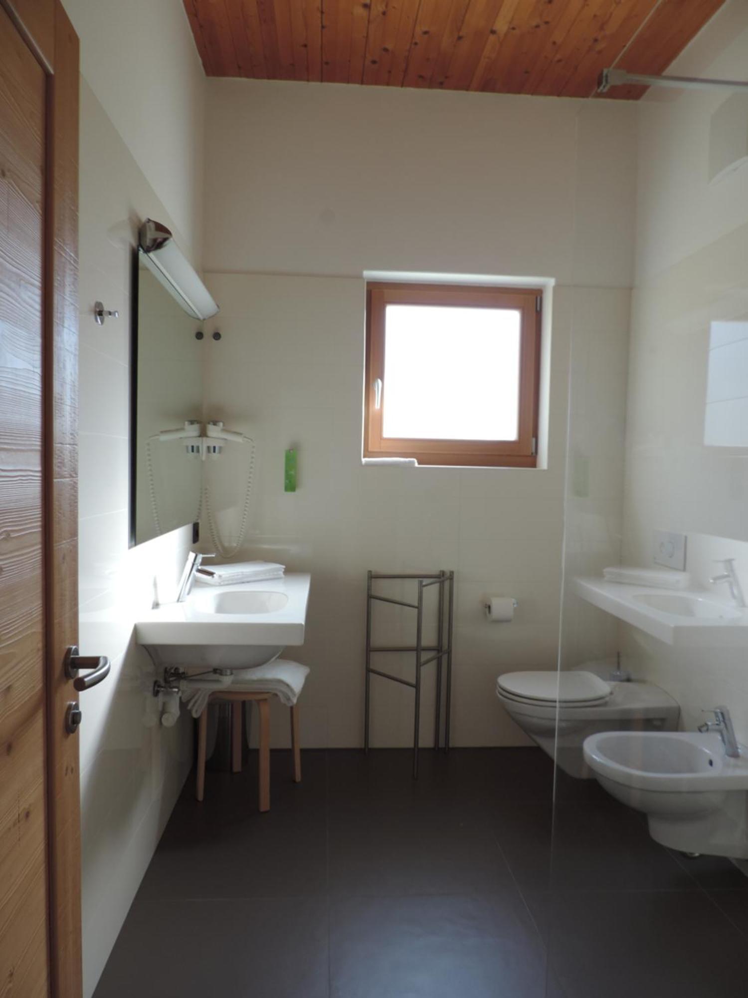 Garni Tuttotondo Hotel Levico Terme Quarto foto