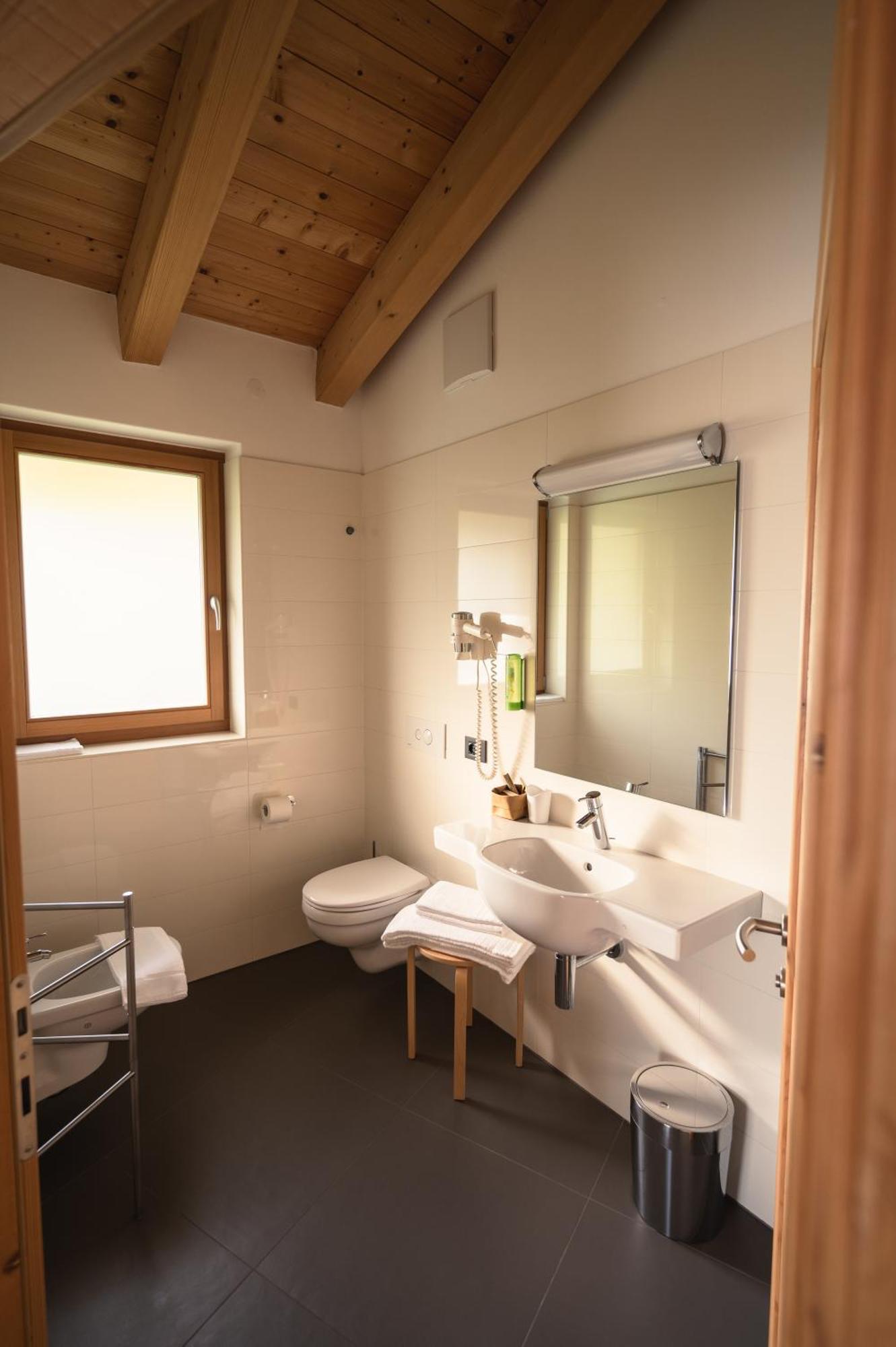 Garni Tuttotondo Hotel Levico Terme Quarto foto